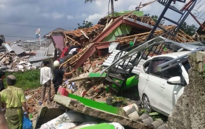 foto kondisi gempa bumi di cianjur jawa barat