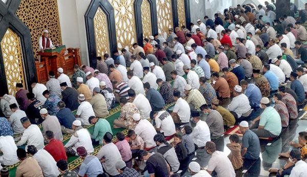 foto khutbah jumat